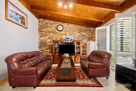 Property photo of 8 Holland Street Macgregor ACT 2615