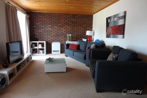 Property photo of 2/24 Vendale Drive Flagstaff Hill SA 5159