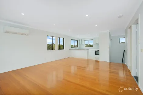 Property photo of 1/32 Berrambool Drive Berrambool NSW 2548