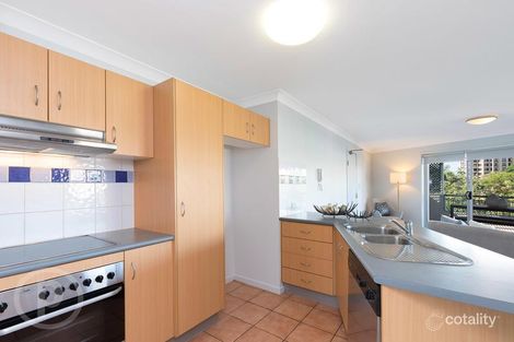 Property photo of 17/12 Rosina Street Kangaroo Point QLD 4169