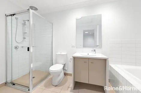 Property photo of 14 Eloura Circuit Taylors Hill VIC 3037
