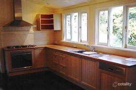 Property photo of 33 Cairns Street Red Hill QLD 4059