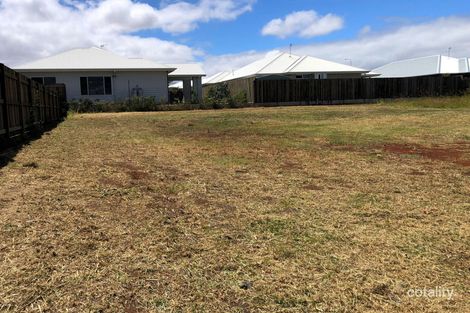 24 Mcewan Cres, Kearneys Spring, QLD 4350