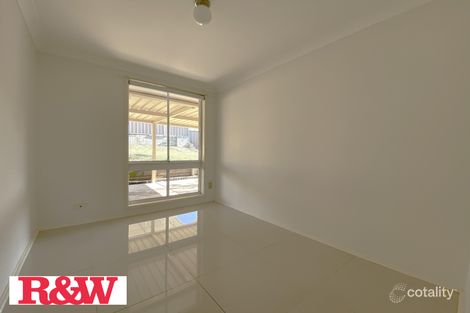 Property photo of 8 Gaspard Place Ambarvale NSW 2560