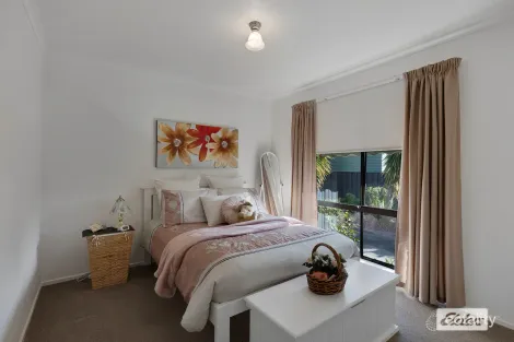 Property photo of 24 Clarke Street West Howlong NSW 2643