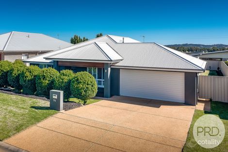 96 Barmedman Ave, Gobbagombalin, NSW 2650