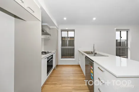 Property photo of 7 Barritt Road Munno Para Downs SA 5115