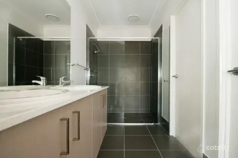 Property photo of 148 Spring Mountain Boulevard Spring Mountain QLD 4300