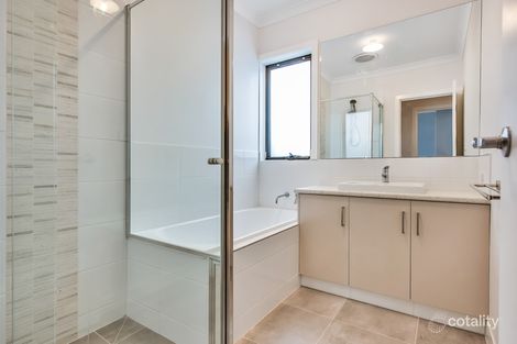 Property photo of 12 Command Road Craigieburn VIC 3064