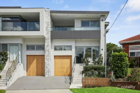 Property photo of 5 Tewinga Road Birrong NSW 2143