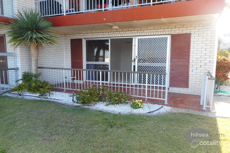 2/288 Marine Pde, Labrador, QLD 4215