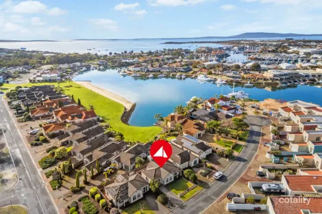 2/1 Sandy Point Pl, Port Lincoln, SA 5606
