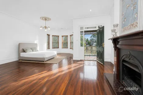 Property photo of 33 Robinson Road Hawthorn VIC 3122