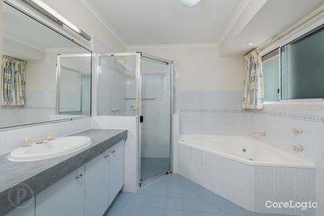 Property photo of 30 Glen Nevis Street Mansfield QLD 4122