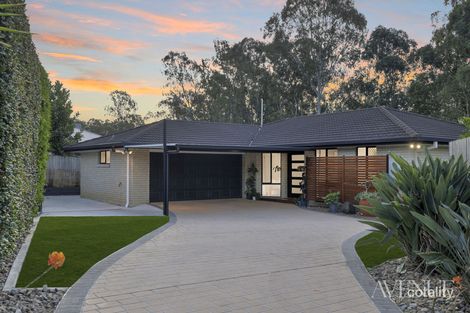 4 Great Ct, Regents Park, QLD 4118