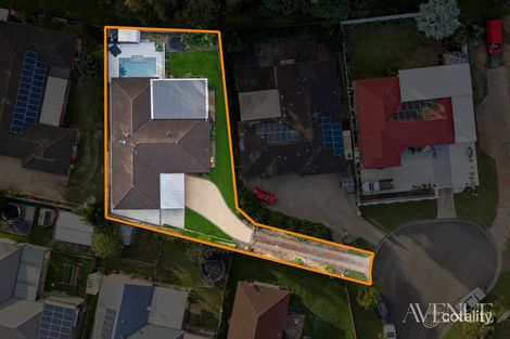 Property photo of 4 Great Regents Park QLD 4118