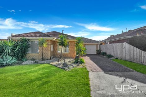 Property photo of 22 Merrivale Place Roxburgh Park VIC 3064