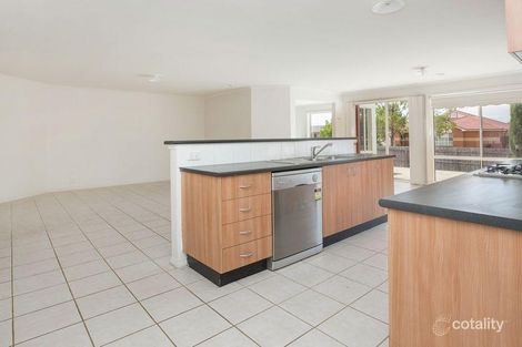 Property photo of 27 Summerfield Drive Mornington VIC 3931