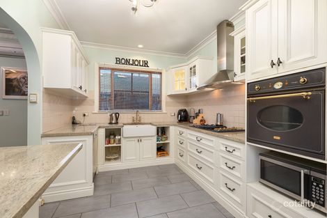 Property photo of 11 Royal Avenue Essendon North VIC 3041