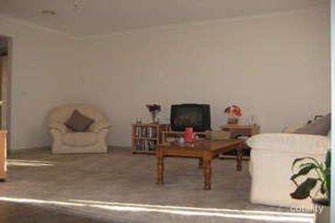 Property photo of 1/60 Vincent Avenue St Albans VIC 3021