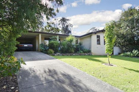 11 Lawson Rd, Happy Valley, SA 5159