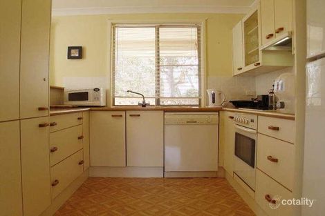 Property photo of 11 Fishermans Walk Hawks Nest NSW 2324