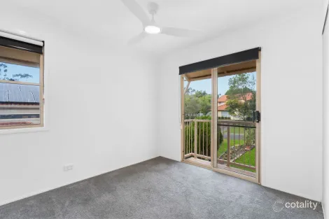 Property photo of 2/6 Rimu Place Nerang QLD 4211