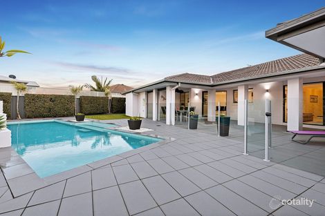 Property photo of 16 Viewridge Way Molendinar QLD 4214