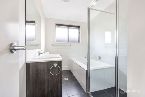 Property photo of 1/22 Mustang Close Hillvue NSW 2340