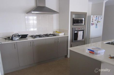 Property photo of 124 Braidwood Drive Australind WA 6233