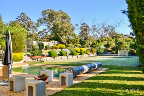 Property photo of 11 Jamesbrad Court Mount Eliza VIC 3930