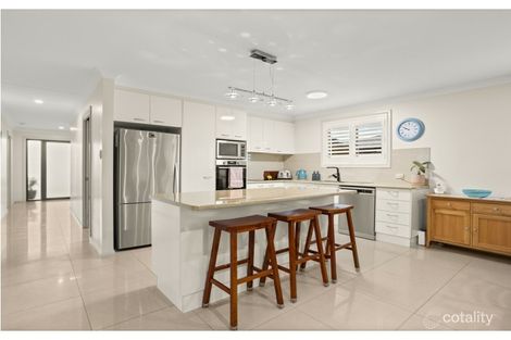 Property photo of 8 Albatross Way Old Bar NSW 2430