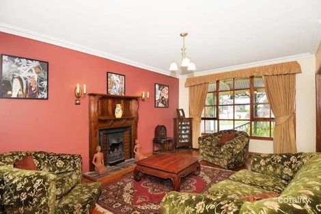 Property photo of 6 Cameron Road Box Hill North VIC 3129