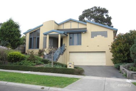 36 Quarry Hills Dr, Berwick, VIC 3806