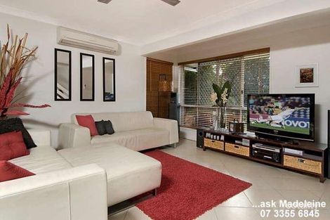 Property photo of 11 Pilbeam Place McDowall QLD 4053
