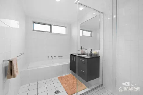 Property photo of 25 Spitz Avenue Newington NSW 2127