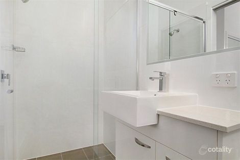 Property photo of 11/6 Ovendean Street Yeronga QLD 4104