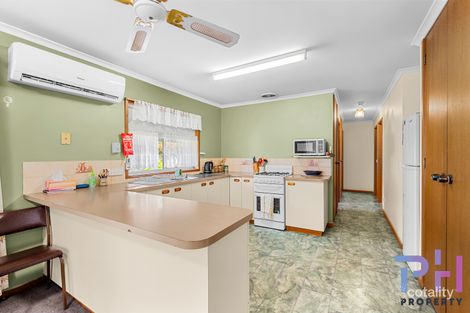 Property photo of 10 View Street Kangaroo Flat VIC 3555