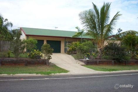 198 Robert Rd, Bentley Park, QLD 4869