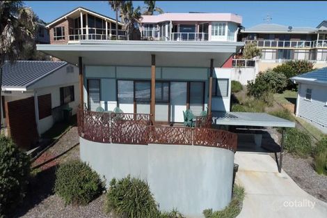 Property photo of 18 Cliff Road Forster NSW 2428