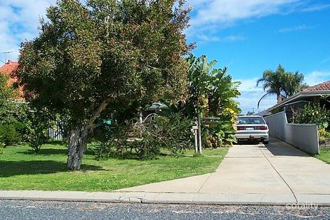 Property photo of 10 Kiap Road South Yunderup WA 6208