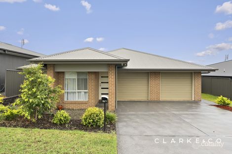 2/18 Dodworth St, Farley, NSW 2320