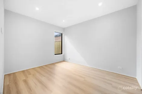 Property photo of 27 Mangosteen Drive Truganina VIC 3029