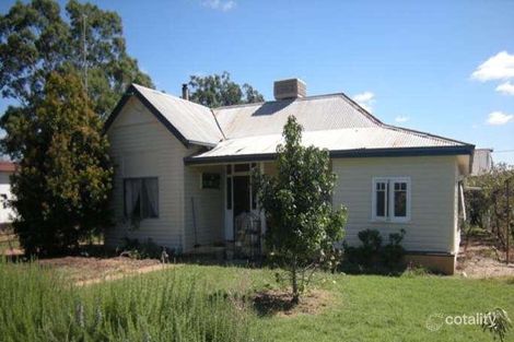 77 Milthorpe St, Oaklands, NSW 2646