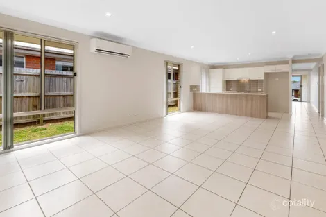 Property photo of 9 Graham Street Pimpama QLD 4209