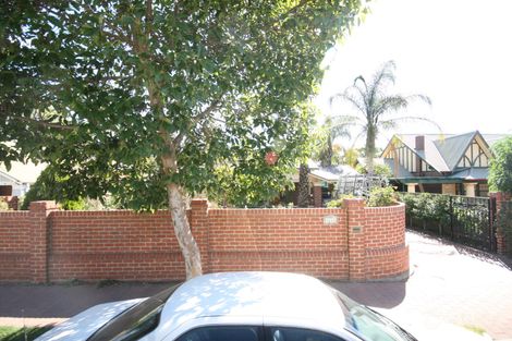 64 East Ave, Black Forest, SA 5035