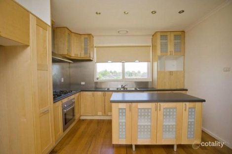 Property photo of 31 Wattle Grove Mulgrave VIC 3170
