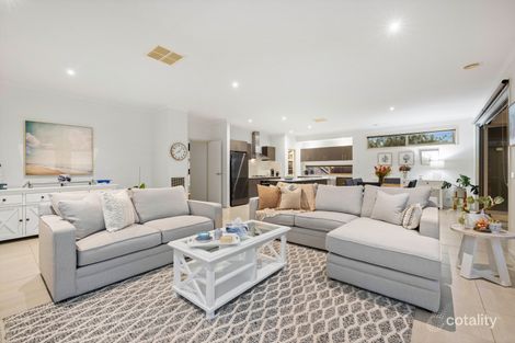 Property photo of 23 Serenity Way Mornington VIC 3931