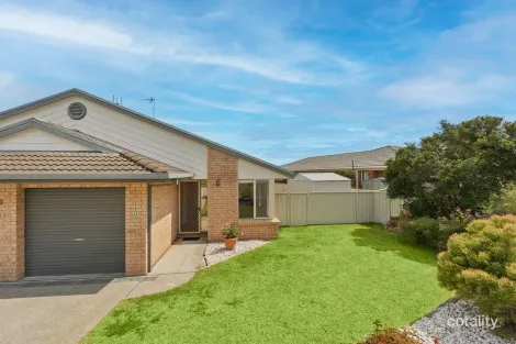 2/20 Valerie Ct, Elermore Vale, NSW 2287