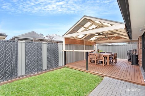 26 Sunrise Dr, Woodcroft, SA 5162